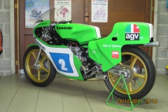 Kawasaki-KR-350---1981